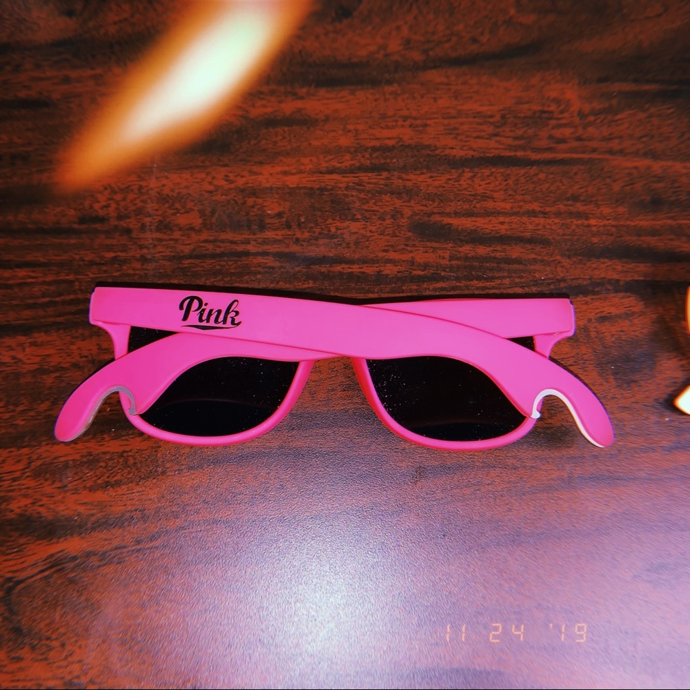 Shades bundle 💗 - Picture 2 of 2